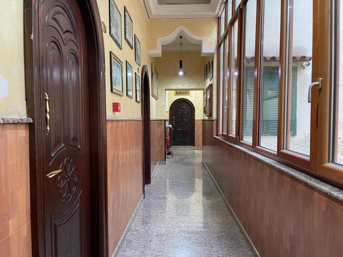 Hotel Mignon Наполи Екстериор снимка
