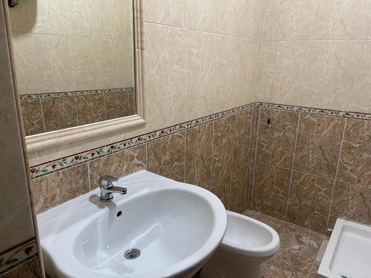 Hotel Mignon Наполи Екстериор снимка